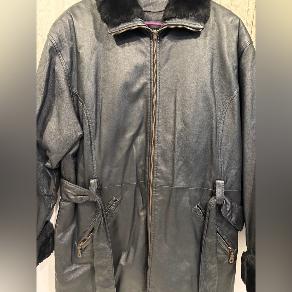 Wilson Black Leather Jacket with Thinsulate - Picture 3 of 7